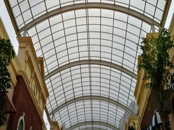 诸城屋面网架顶棚吊装方案